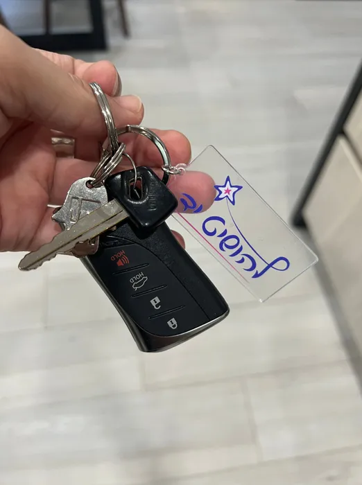 CustomCanvasNow.Com - Acrylic Keychain