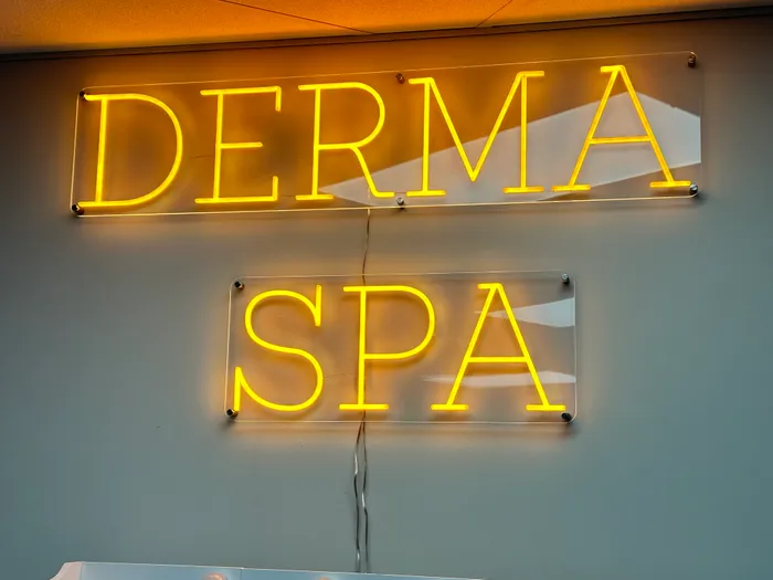 CustomCanvasNow.Com - Custom Neon Sign