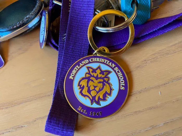 CustomCanvasNow.Com - Metal Keychain