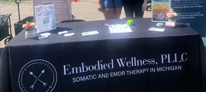 CustomCanvasNow.Com - Custom Rectangle Table Covers