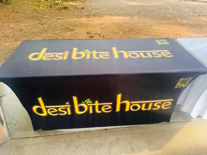 CustomCanvasNow.Com - Custom Rectangle Table Covers