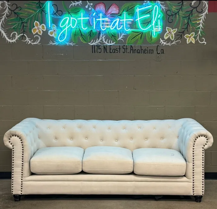 CustomCanvasNow.Com - Custom Neon Sign