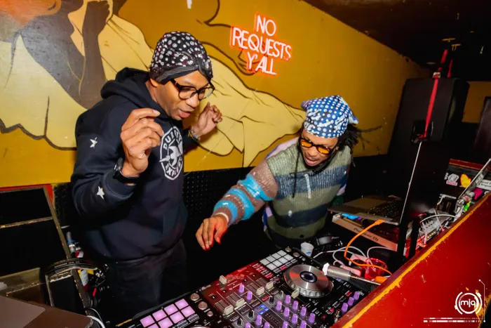 CustomCanvasNow.Com - Custom Neon Sign