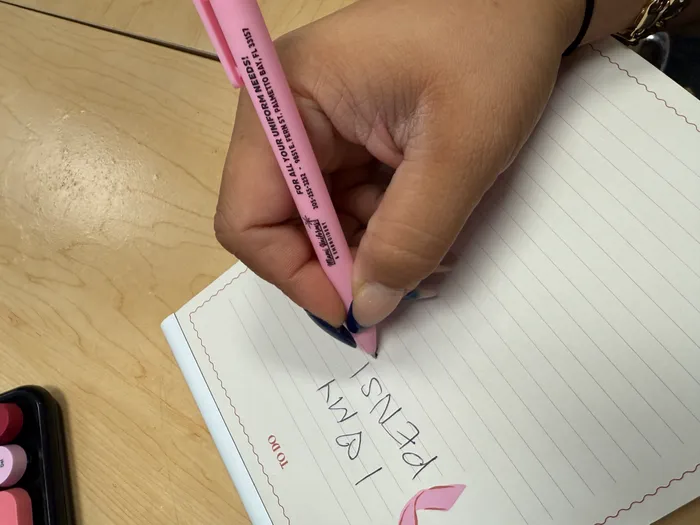 CustomCanvasNow.Com - Easy Click Minimalist Plastic Ball Pen