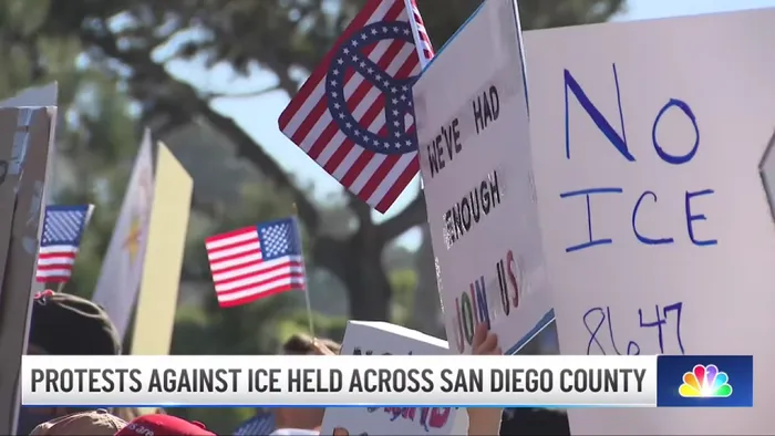 CustomCanvasNow.Com - Custom Hand Flags