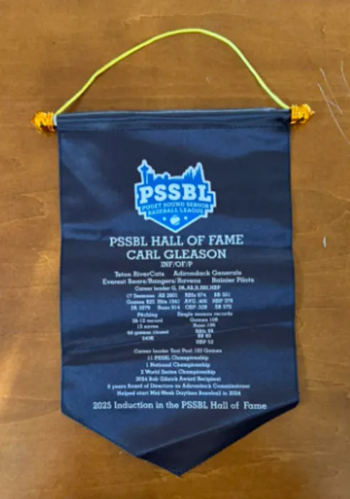 CustomCanvasNow.Com - Podium Banners