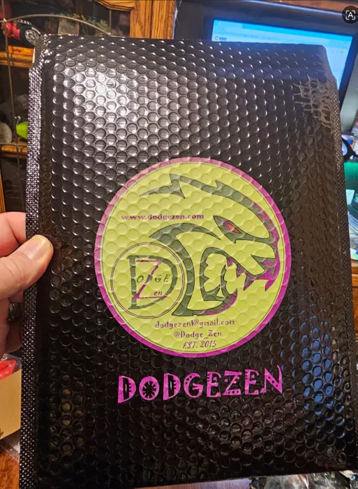 CustomCanvasNow.Com - Custom Holographic Bubble Mailer