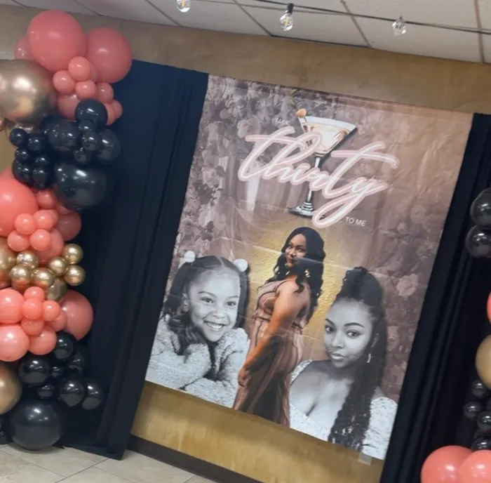 CustomCanvasNow.Com - Custom Vinyl Banner