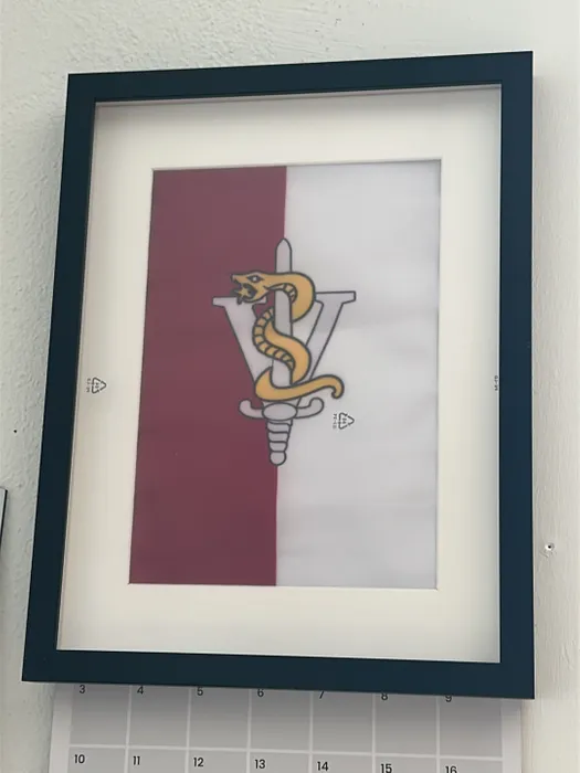 CustomCanvasNow.Com - Custom Hand Flags