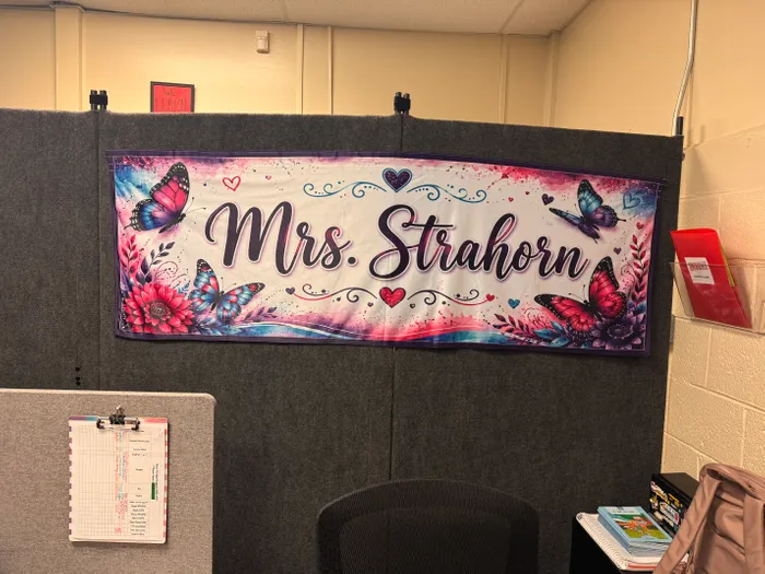 CustomCanvasNow.Com - Custom Fabric Banners