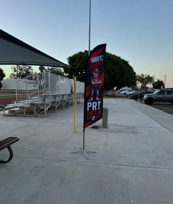 CustomCanvasNow.Com - Custom Blade Flags