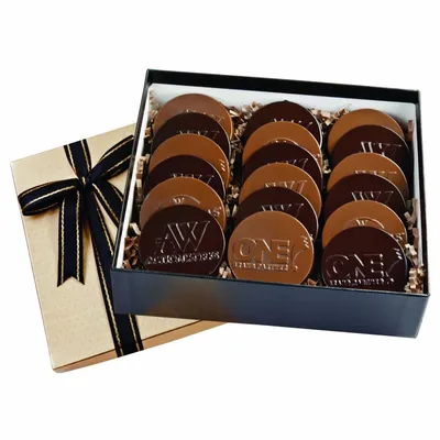 Cookie Gift Box with 18 Round Cookies - Custom Canvas Now