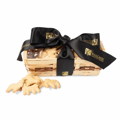 Gift Basket with Animal Crackers - Custom Canvas Now