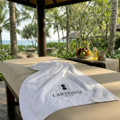 Custom Bathroom Towels - Custom Canvas Now